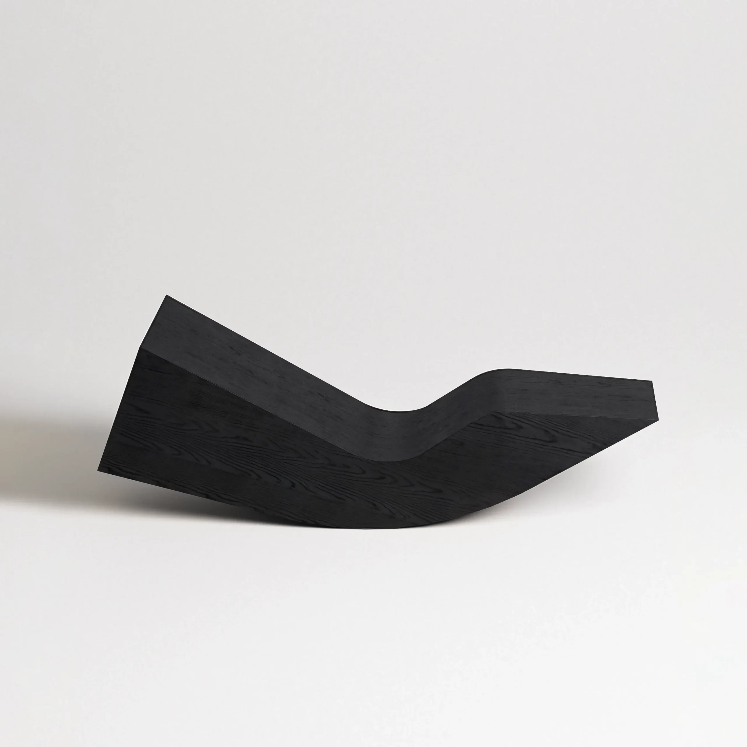RAVEN LOUNGE CHAIR